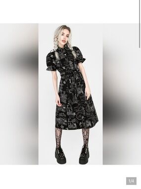 Disturbia Heresy Midi Shirt Dress
PTP 21
Waist 14 1/2
43 long